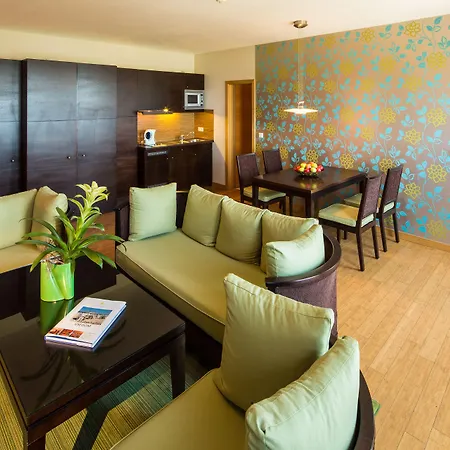 Hotel Ahlbeck & 4*