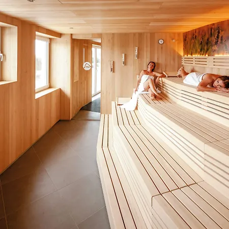 Ahlbeck & Hotel 4*